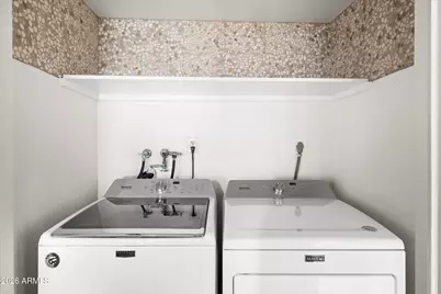 2717 E Shaw Butte Drive, Phoenix, AZ 85028 - Photo 22