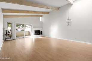 2717 E Shaw Butte Dr, Phoenix, AZ 85028 - Photo 8