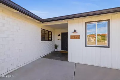 8335 E Weldon Avenue, Scottsdale, AZ 85251 - Photo 2