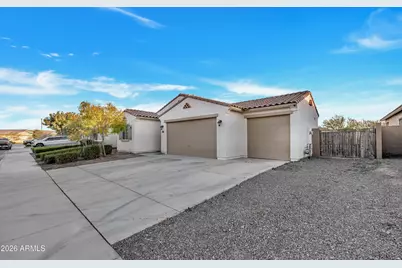 21139 W Hubbell Street, Buckeye, AZ 85396 - Photo 2
