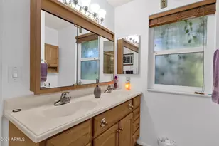 10705 W Camelot Cir, Sun City, AZ 85351 - Photo 12