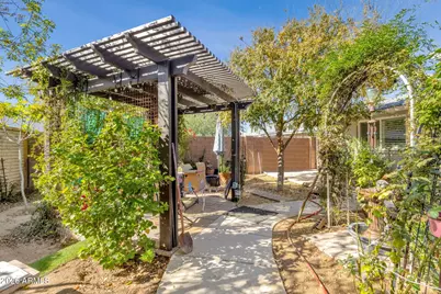 10705 W Camelot Circle, Sun City, AZ 85351 - Photo 22