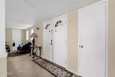 10705 W Camelot Circle, Sun City, AZ 85351 - Photo 4