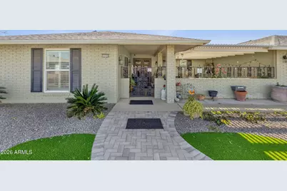 10705 W Camelot Circle, Sun City, AZ 85351 - Photo 2