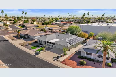 10705 W Camelot Circle, Sun City, AZ 85351 - Photo 24