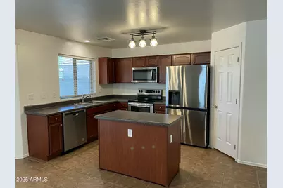 22038 W Mohave Street, Buckeye, AZ 85326 - Photo 6