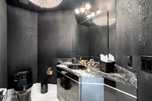 1040 E Osborn Rd, Phoenix, AZ 85014 - Photo 26