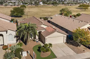 2040 E Angela Dr, Phoenix, AZ 85022 - Photo 2