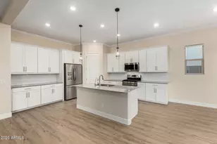 16987 W Saguaro Park Ln, Surprise, AZ 85387 - Photo 8