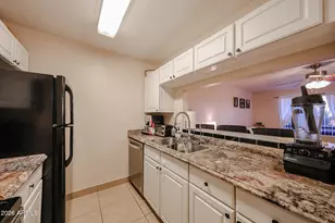 14203 N 19th Ave, Phoenix, AZ 85023 - Photo 12