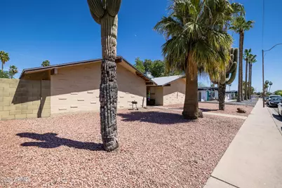 6702 E Cheery Lynn Road, Scottsdale, AZ 85251 - Photo 4