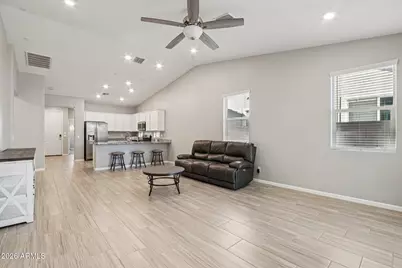 12413 W Myrtle Court, Glendale, AZ 85307 - Photo 6