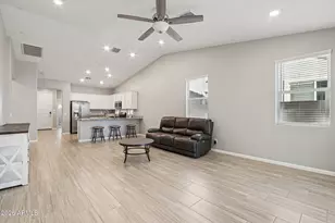 12413 W Myrtle Ct, Glendale, AZ 85307 - Photo 6