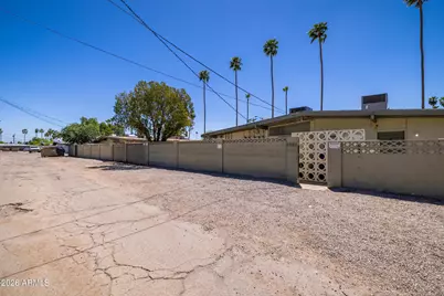 6638 E Cheery Lynn Road, Scottsdale, AZ 85251 - Photo 8