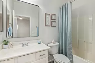 1015 S Val Vista Dr, Mesa, AZ 85204 - Photo 18