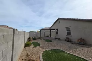 17552 W Country Club Terrace, Surprise, AZ 85387 - Photo 24