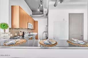 1 E Lexington Ave, Phoenix, AZ 85012 - Photo 10