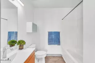 1 E Lexington Ave, Phoenix, AZ 85012 - Photo 26