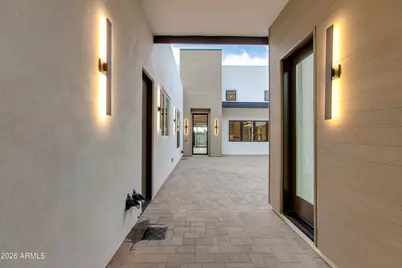 7001 E Corrine Drive, Scottsdale, AZ 85254 - Photo 2