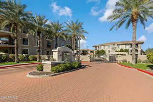 11640 N Tatum Blvd, Phoenix, AZ 85028 - Photo 2