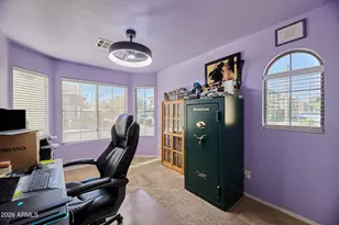 2725 E Mine Creek Rd, Phoenix, AZ 85024 - Photo 14