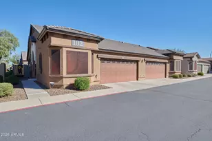 2725 E Mine Creek Rd, Phoenix, AZ 85024 - Photo 2
