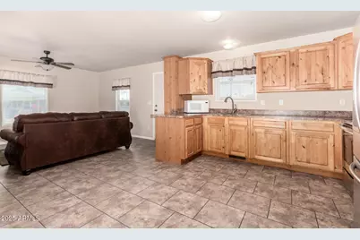 2650 W Union Hills Drive #231, Phoenix, AZ 85027 - Photo 2