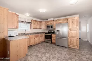 2650 W Union Hills Dr, Phoenix, AZ 85027 - Photo 8