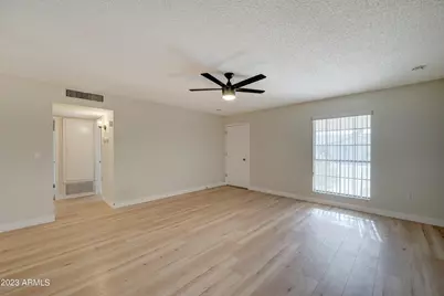 10144 W Cheryl Drive, Sun City, AZ 85351 - Photo 4