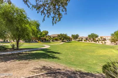 16508 W Almeria Road, Goodyear, AZ 85395 - Photo 28