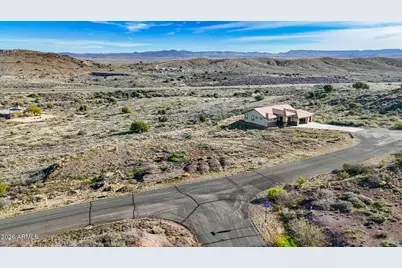 12391 S Caballo Terrace #311, Mayer, AZ 86333 - Photo 6