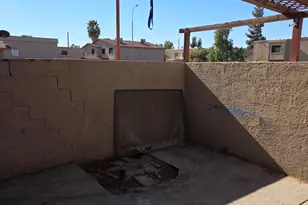 4035 W Mesquite Ln, Phoenix, AZ 85019 - Photo 10