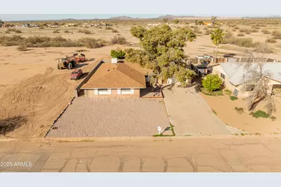 25050 W Boone Drive, Casa Grande, AZ 85193 - Photo 2