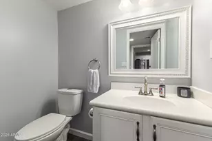 2031 W Hazelwood Pkwy, Phoenix, AZ 85015 - Photo 8