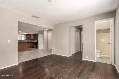 105 E Manhatton Drive, Tempe, AZ 85282 - Photo 10