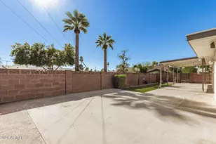105 E Manhatton Dr, Tempe, AZ 85282 - Photo 32