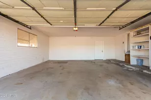 105 E Manhatton Dr, Tempe, AZ 85282 - Photo 28