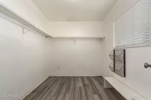 105 E Manhatton Dr, Tempe, AZ 85282 - Photo 20