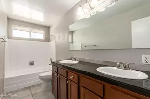 105 E Manhatton Dr, Tempe, AZ 85282 - Photo 26