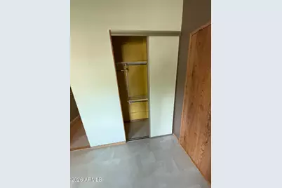 401 E Queen Creek Drive, Queen Valley, AZ 85118 - Photo 12