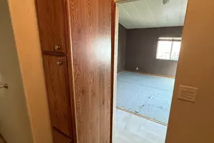 401 E Queen Creek Dr, Queen Valley, AZ 85118 - Photo 16