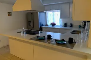 8214 W Sells Dr, Phoenix, AZ 85033 - Photo 38