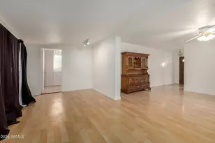 11025 N Coggins Dr, Sun City, AZ 85351 - Photo 8