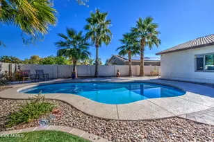 2110 E Runaway Bay Pl, Chandler, AZ 85249 - Photo 32