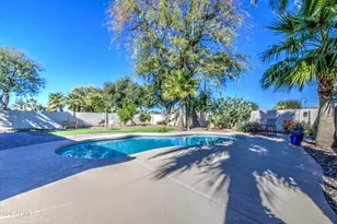 2110 E Runaway Bay Pl, Chandler, AZ 85249 - Photo 34