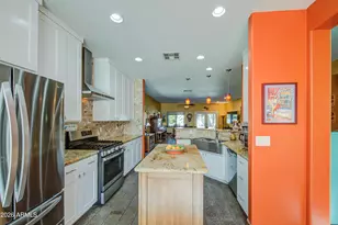 2110 E Runaway Bay Pl, Chandler, AZ 85249 - Photo 10