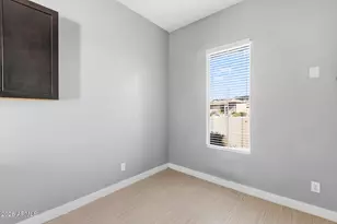 12035 W Roy Rogers Rd, Peoria, AZ 85383 - Photo 10