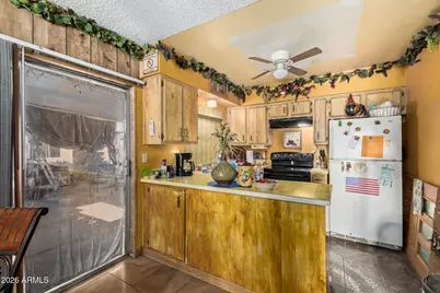 8048 W Glenrosa Avenue W, Phoenix, AZ 85033 - Photo 4