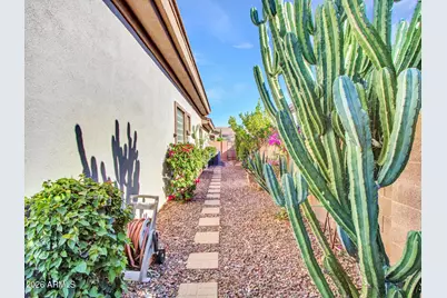 42047 N Moss Springs Road, Anthem, AZ 85086 - Photo 52