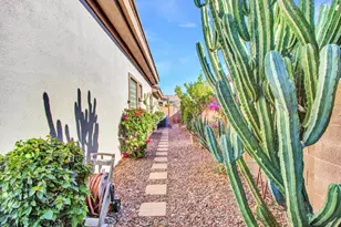 42047 N Moss Springs Rd, Anthem, AZ 85086 - Photo 52